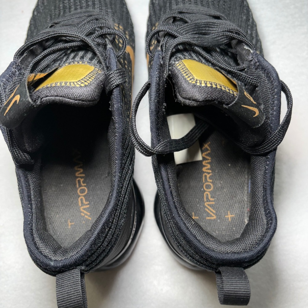 Nike Air VaporMax Flyknit 3 Black Metallic Gold Kids 5Y BQ5238-004 Womens 7 - Picture 14 of 14